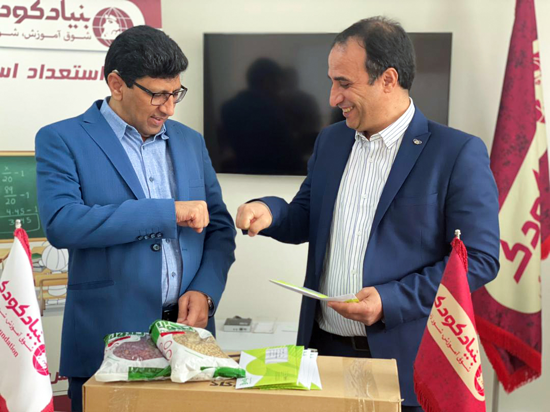 اولین سری اقلام «پرگولا» به بنیاد کودک تحویل داده شد